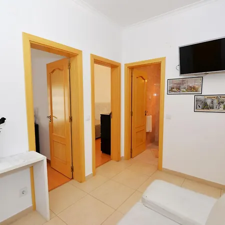 Coastal Haven - Holiday Close To Beach *